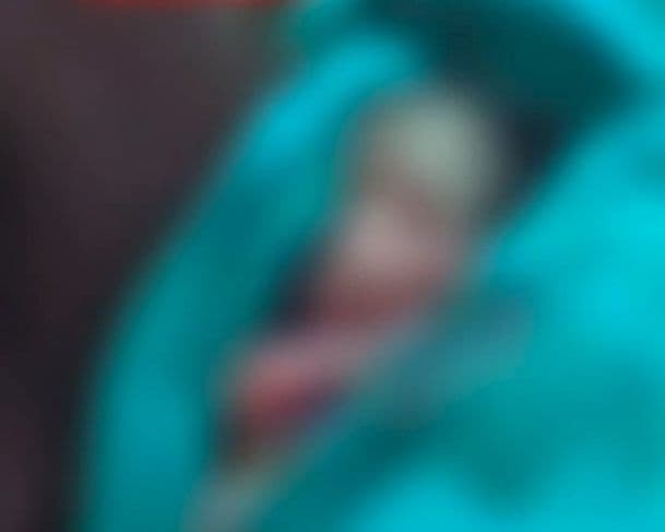 Bebê declarado morto chora dentro de caixão durante velório