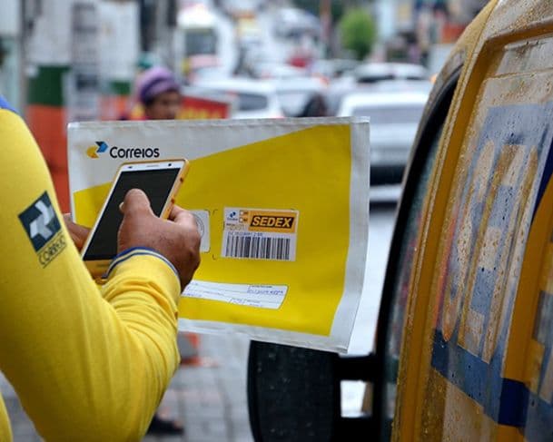 Correios negociam empréstimo de R$ 20 bilhões para reestruturar estatal em crise
