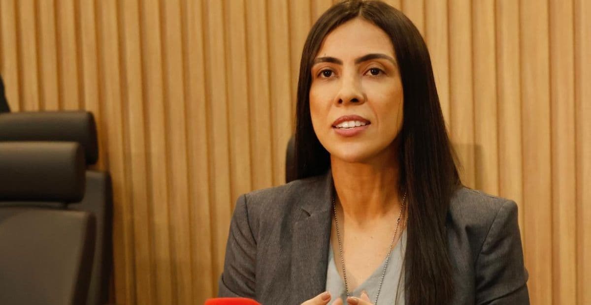 Padrasto cometia abusos contra enteada enquanto irmão dormia