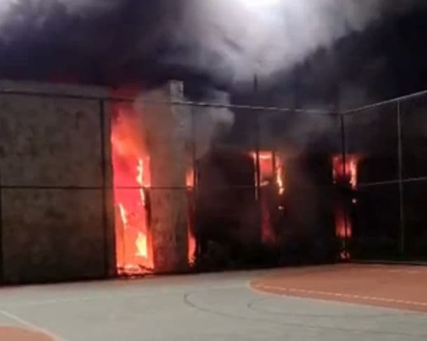Churrasqueira explode e provoca incêndio em condomínio