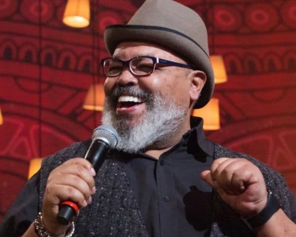 Jorge Aragão anuncia que vai se aposentar dos palcos no próximo ano
