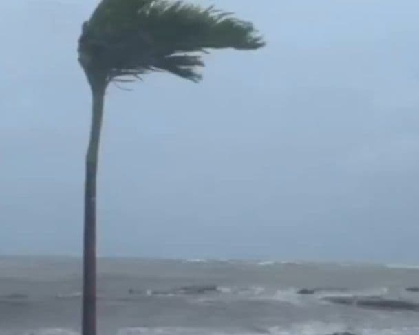 Furacão Melissa: Jamaica entra em alerta máximo de risco de destruição em massa