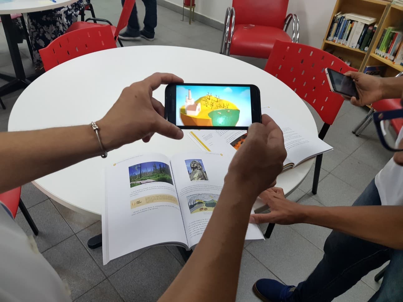 Manaus pode incluir o “uso consciente da inteligência artificial” como tema nas escolas públicas