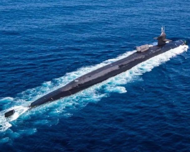 “Temos um submarino nuclear”: Trump ameaça Rússia após realização de teste nuclear