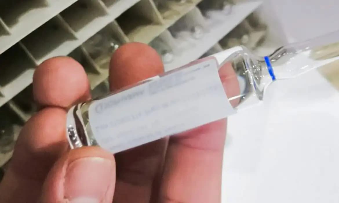 Antídoto contra intoxicação por metanol já está disponível em 9 estados; veja quais