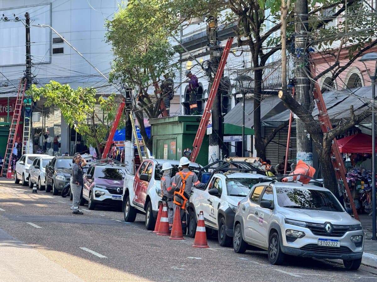 Projeto na Câmara Municipal de Manaus quer enterrar fiação e reduzir apagões na capital