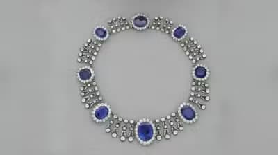 Criminosos roubam joias avaliadas em mais de R$ 6 milhões na França