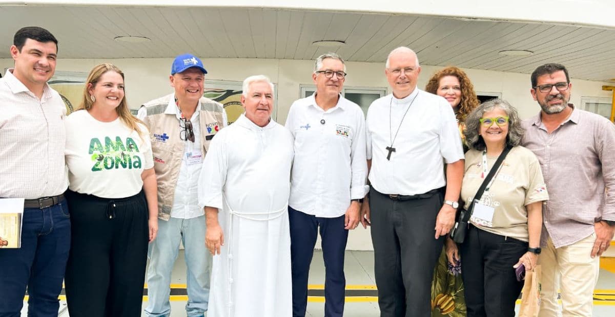 COP30: Governo do Amazonas apresenta Barco Hospital São João XXIII e firma parceria com o Ministério da Saúde