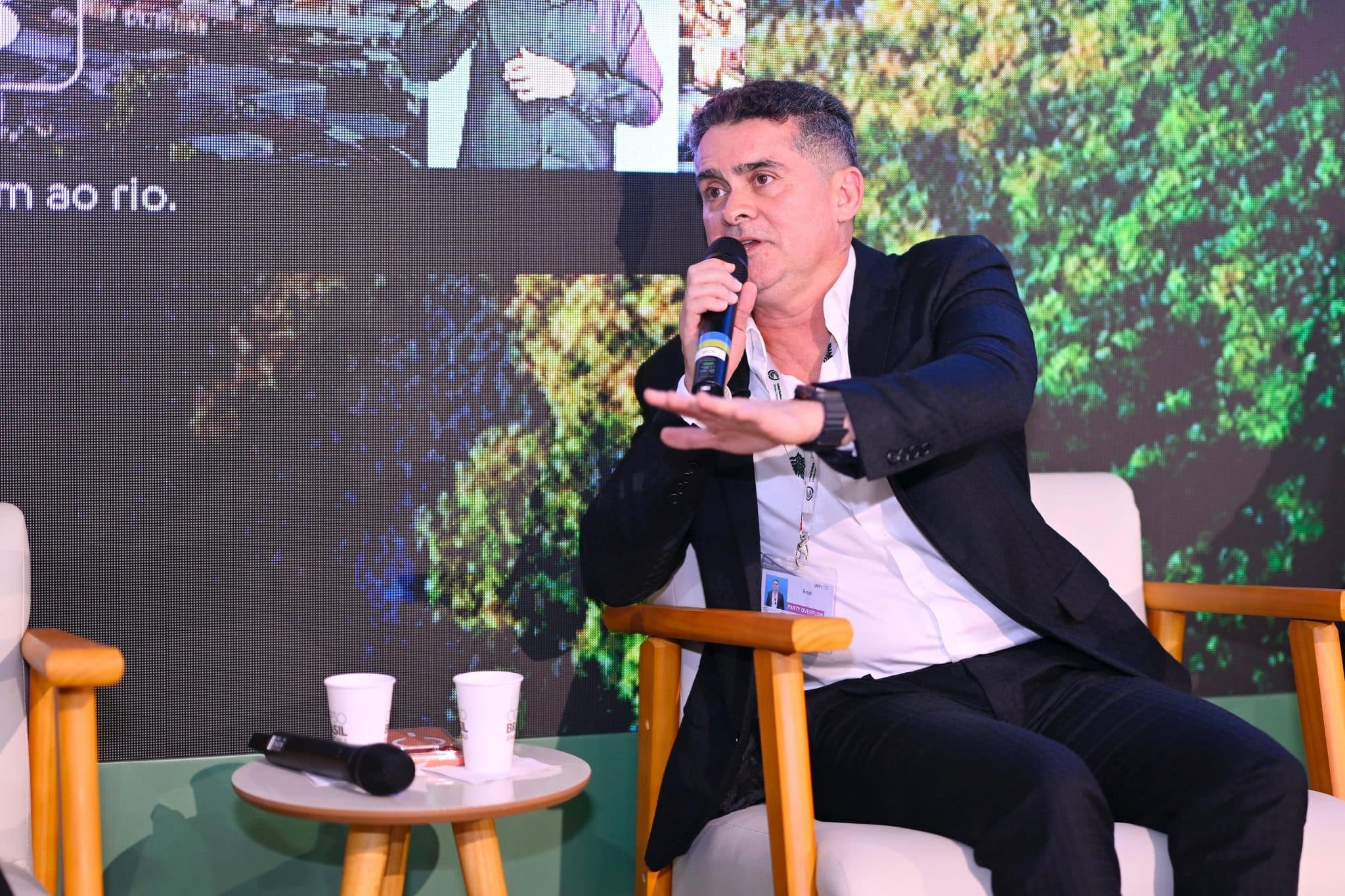 David Almeida apresenta resultados e Bolsa de Crédito de Carbono na COP30