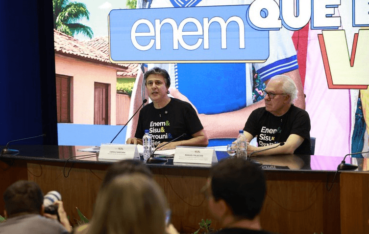 Ministério da Educação faz balanço do Enem, que teve quase 30% de faltosos