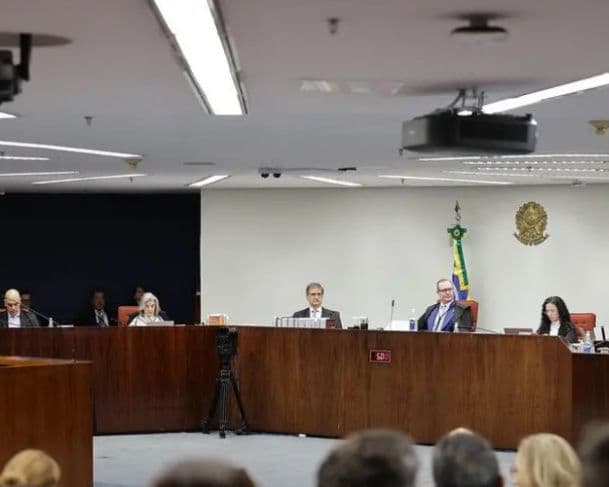 Primeira turma do STF aprova prisão preventiva de Jair Bolsonaro ordenada por Moraes
