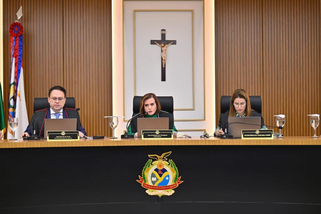 TCE-AM sorteia relatores e define quem vai fiscalizar municípios até 2027