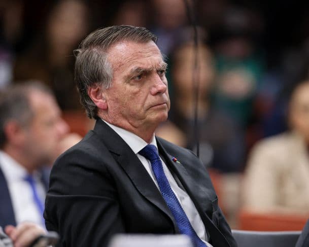 Moraes autoriza Bolsonaro a dar entrevista para portal de notícias