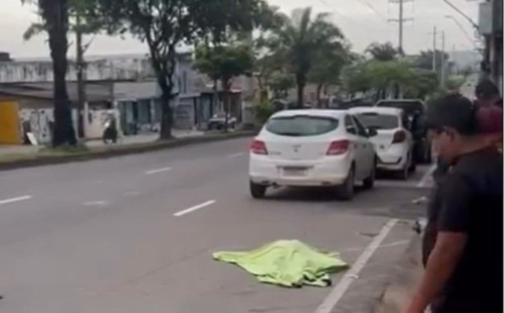 Venezuelana morre atropelada na Avenida Autaz Mirim e motorista foge sem prestar socorro