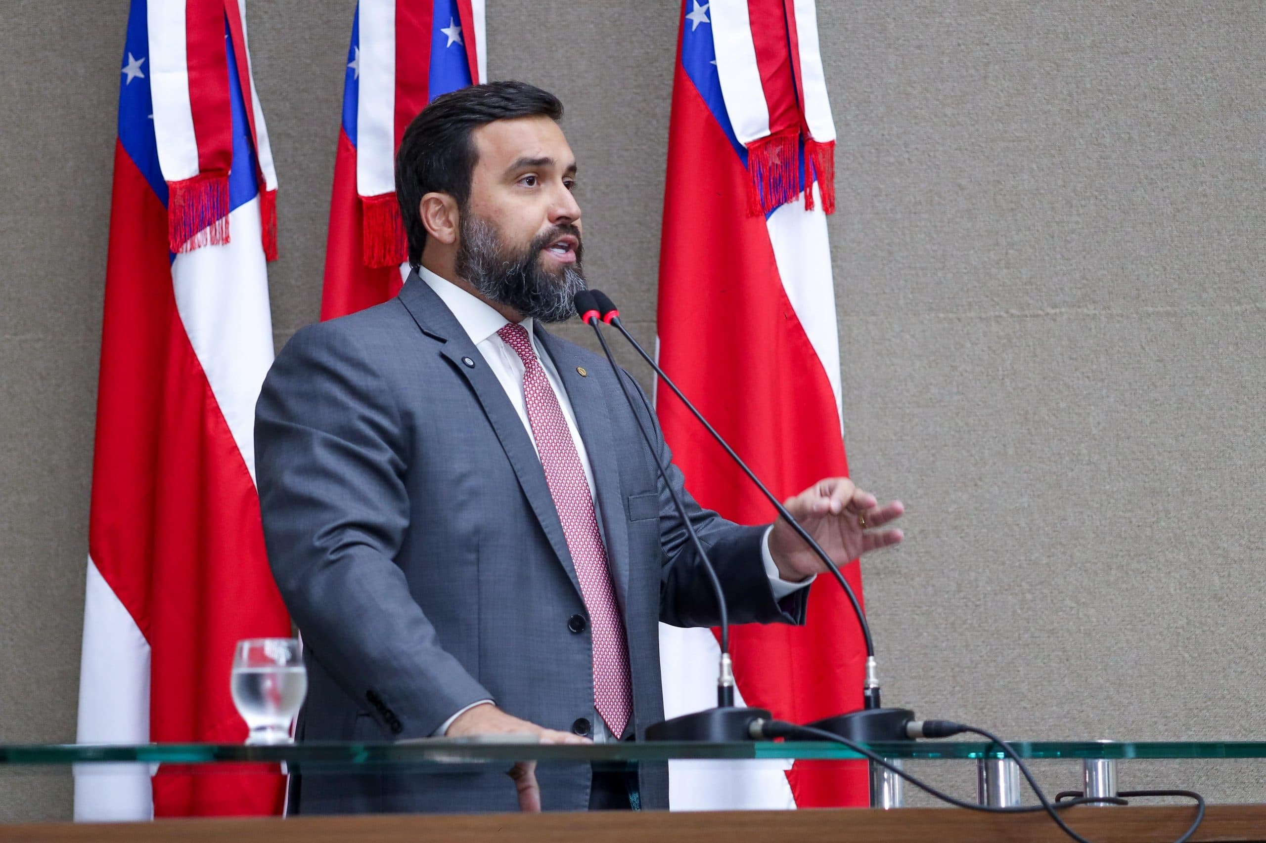 Deputado George Lins nega saída do União Brasil