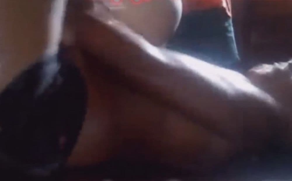 Pai que espancou a filha de 8 anos com pedaço de madeira é preso no Amazonas