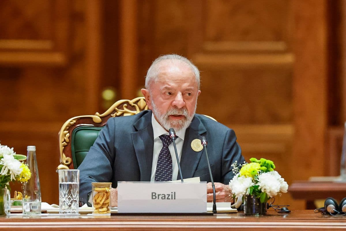 Lula critica ação dos EUA e diz que Maduro deve ser julgado na Venezuela