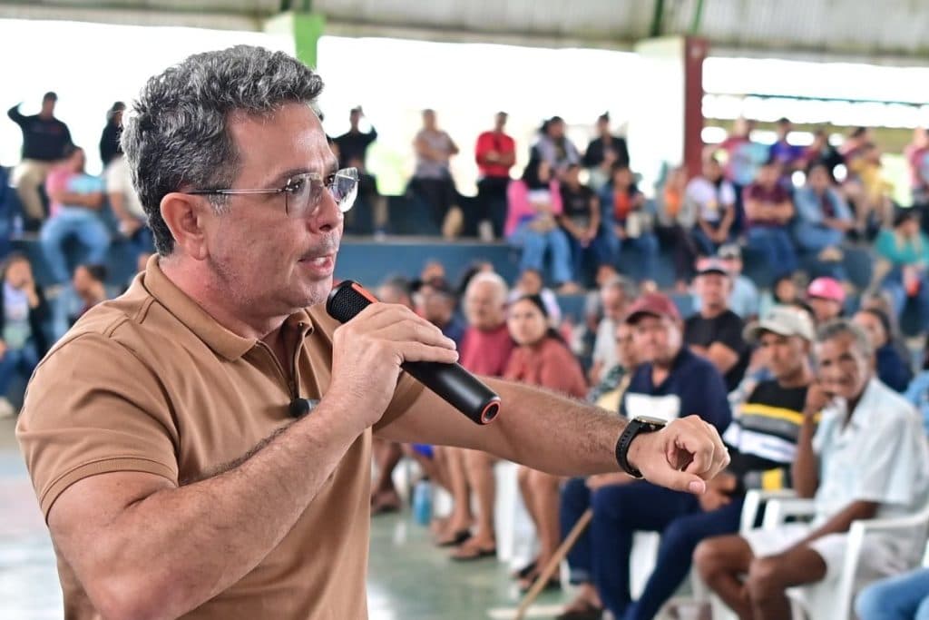 Tadeu de Souza nega renúncia ao cargo e descarta candidatura em 2026