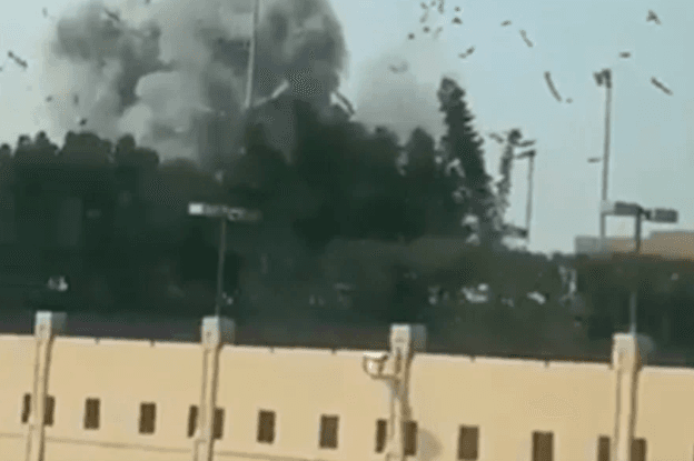 EUA e Israel atacam o Irã, que reage e bombardeia bases americanas