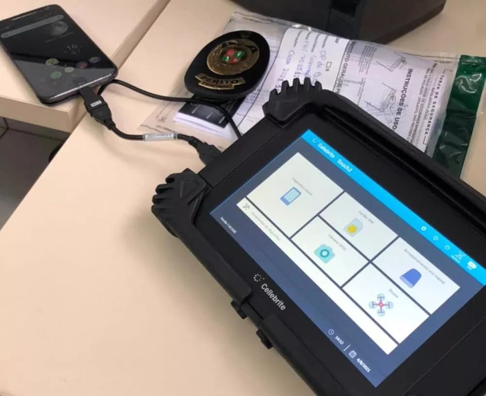 Entenda como PF acessou celular bloqueado de Vorcaro e recuperou mensagens apagadas