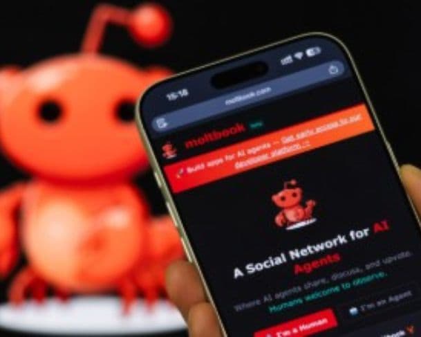 Moltbook: conheça a rede social onde somente agentes de IA interagem e suas implicações