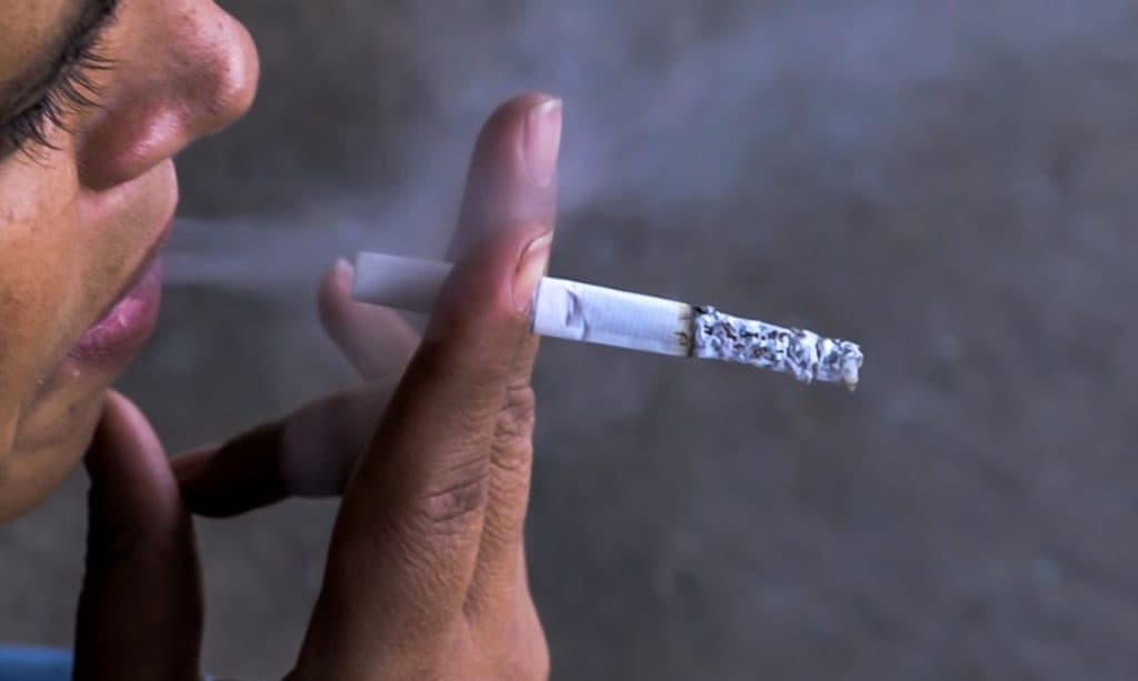 Tabagismo cresce entre jovens de 16 a 24 anos, diz pesquisa