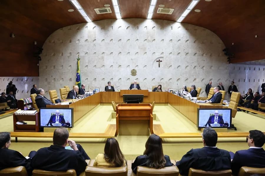 STF acaba com aposentadoria remunerada para juízes e magistrados poderão perder o cargo