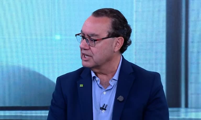“O pesadelo do Lula é me ter no segundo turno”, dispara Augusto Cury