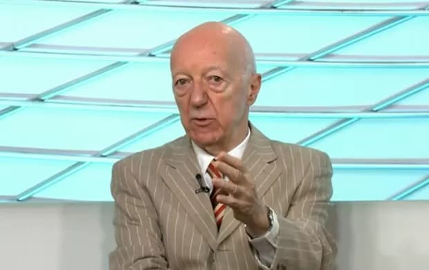 Referência no jornalismo esportivo e automobilístico, Claudio Carsughi morre aos 93 anos