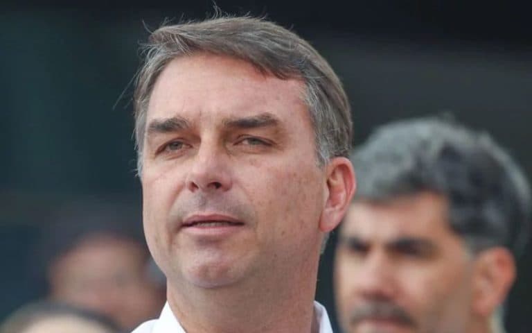 STF nega operação da Polícia Federal contra Flávio Bolsonaro