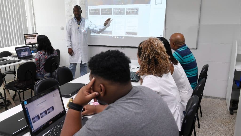 Sesi oferece 180 vagas gratuitas para quem deseja concluir o Ensino Médio em Palmas