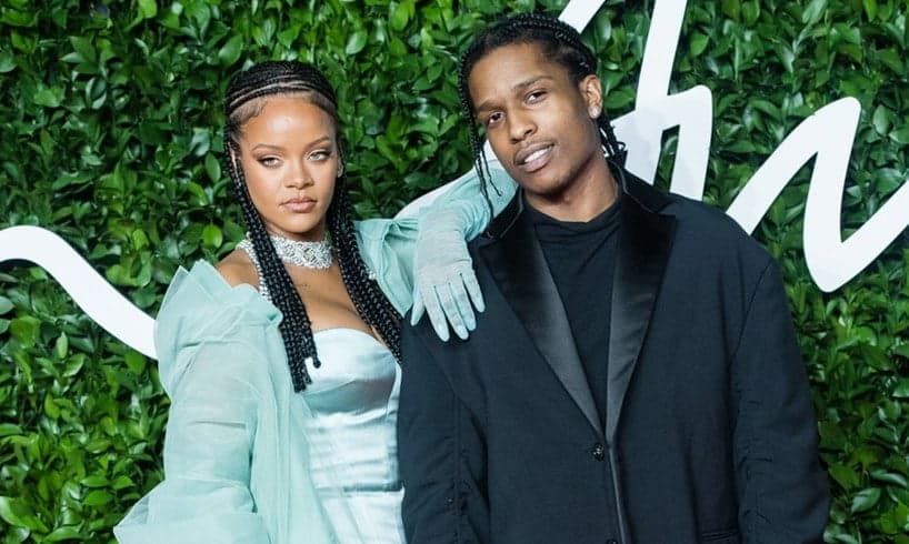 Cantora Rihanna está grávida de seu primeiro filho: Veja foto!