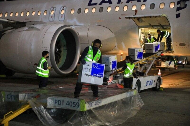 Amazonas recebe novo lote de vacinas contra Covid-19 para público infantil