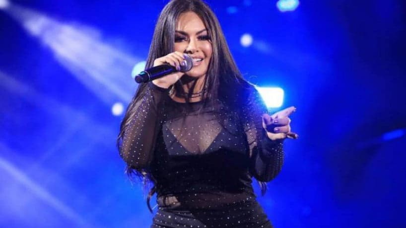 Vocalista da banda Calcinha Preta está internada em coma com bactéria no cérebro