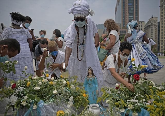 Odoyá! Hoje é dia de festa no mar, é dia da Rainha do mar, de Iemanjá