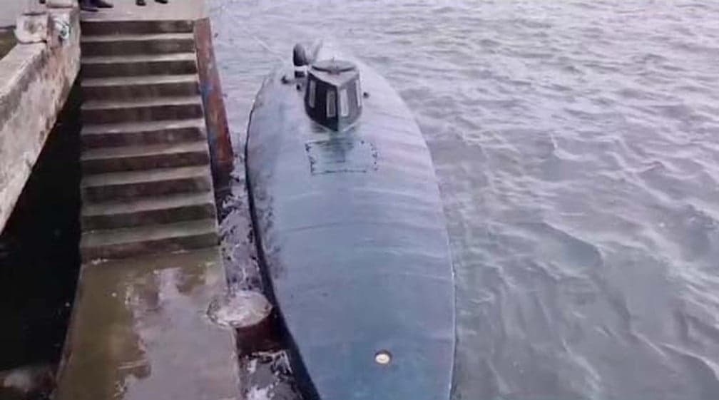 4 toneladas de cocaína são apreendidas em submarino no Oceano Pacífico