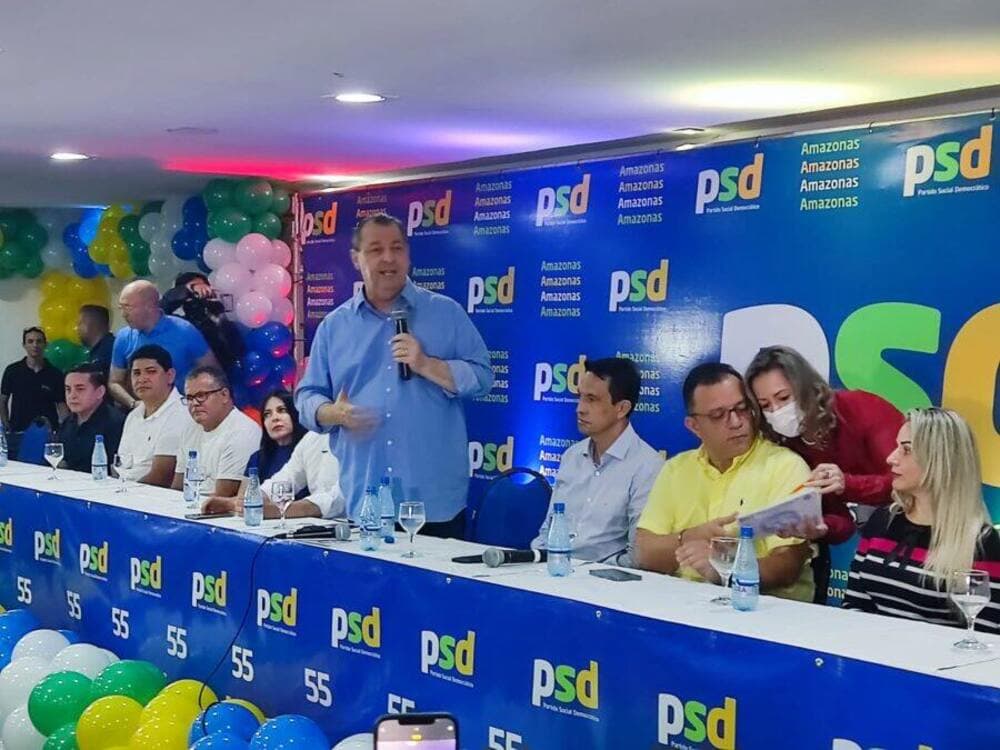 “Tenho apoio de todos os prefeitos do interior”, diz Omar em evento de filiação ao PSD