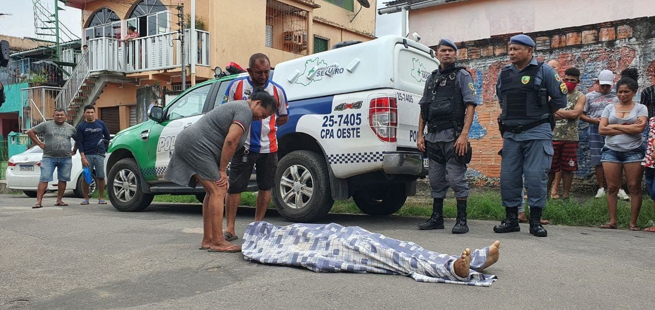 Jovem é morto após ser atingido por disparos de arma de fogo na Compensa