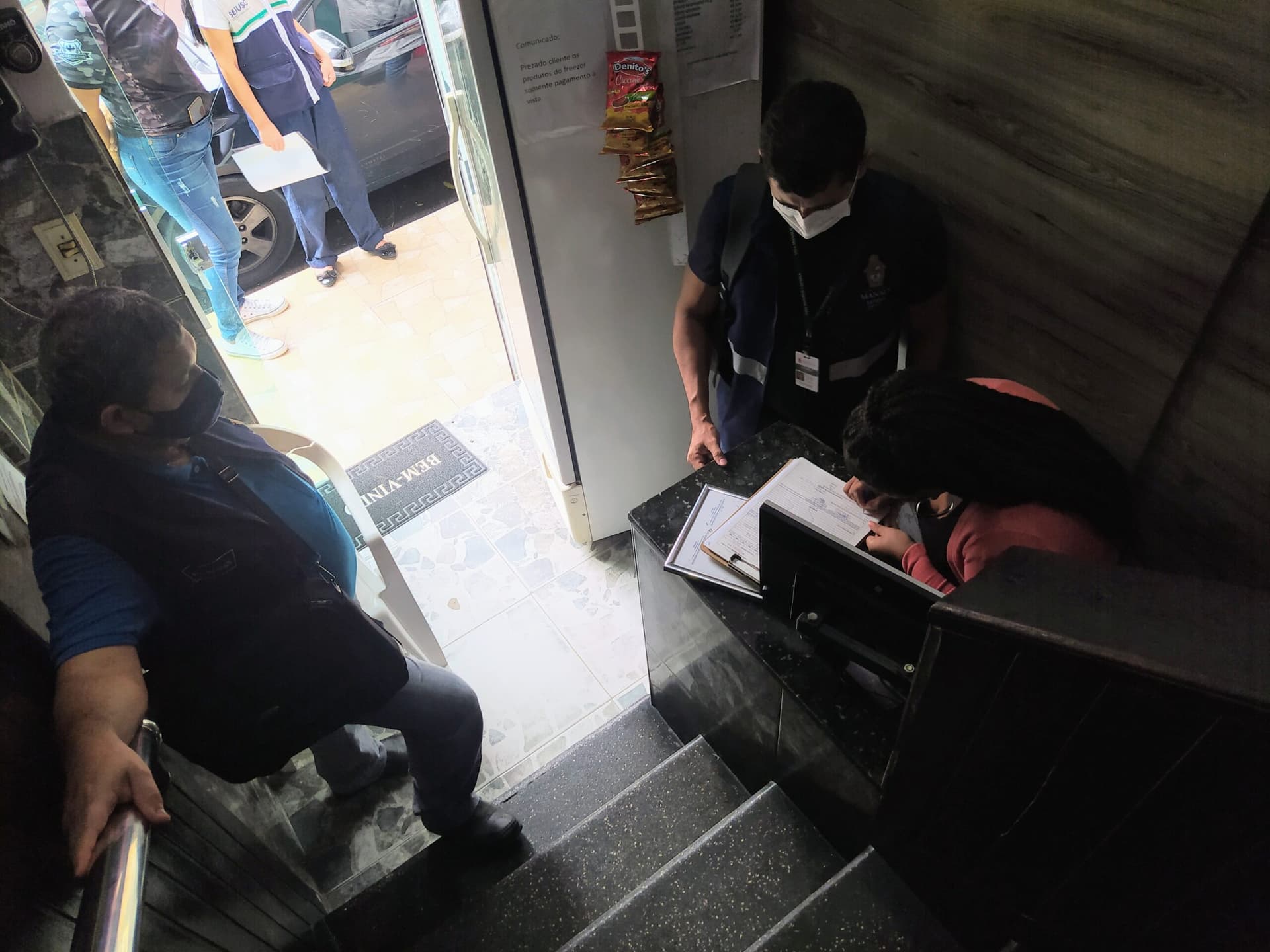 Oito hotéis são autuados pela Vigilância Sanitária no Centro de Manaus