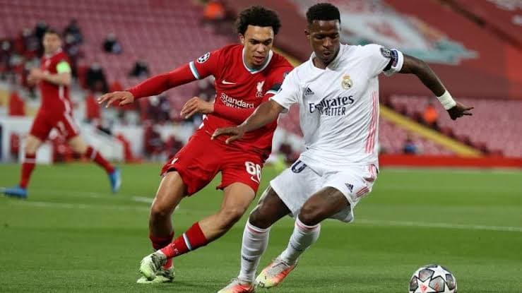 Real Madrid e Liverpool se enfrentam pelo título da UEFA Champions League neste sábado (28)