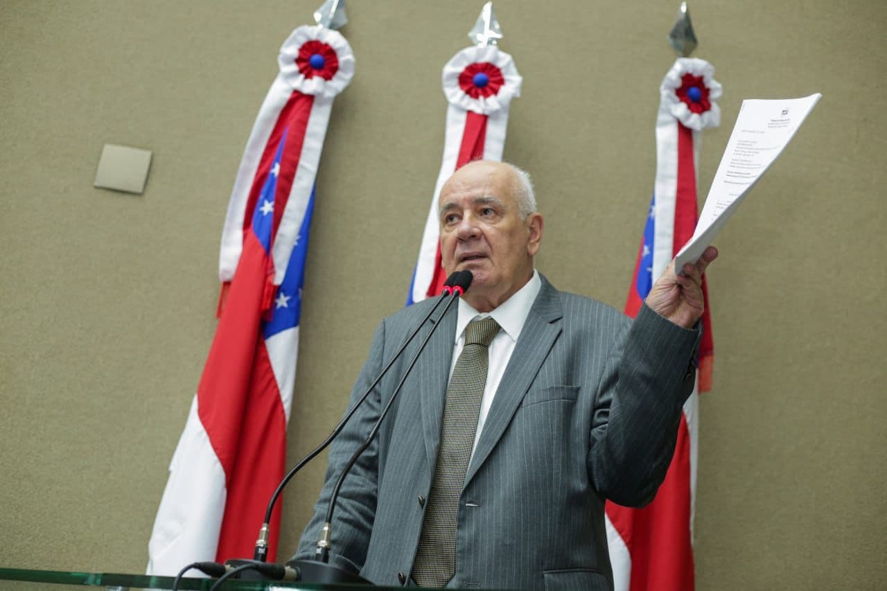 Lobby de cartórios dificulta modernização e mantém custos elevados, afirma Serafim