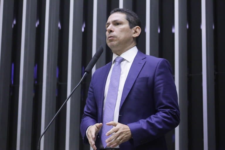 Marcelo Ramos diz confiar no sistema eleitoral e no compromisso das Forças Armadas com a democracia