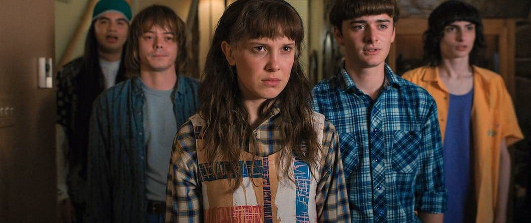 Netflix divulga pôster inédito da 4ª temporada de Stranger Things com novos personagens