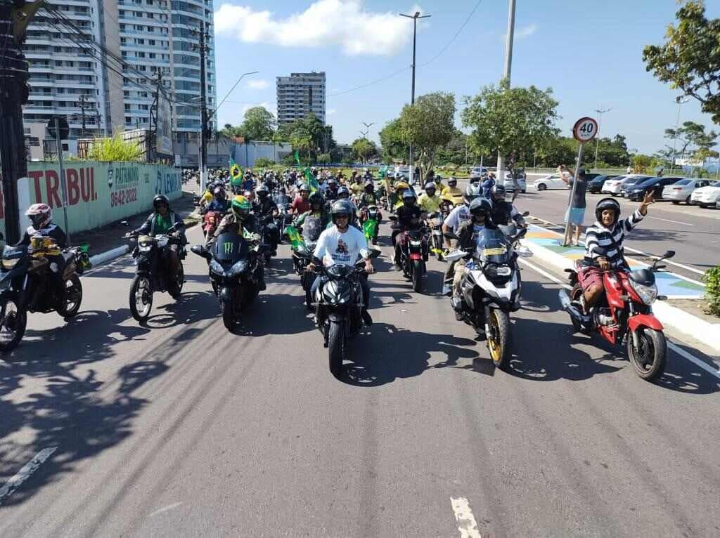 Bolsonaro participa de motociata em Manaus neste sábado