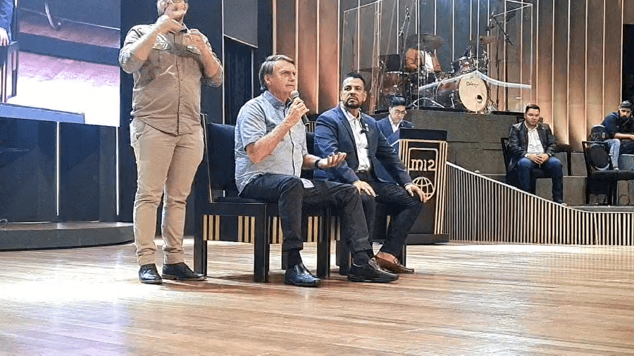 Bolsonaro diz que aliados pedirão abertura de CPI da Petrobras na segunda-feira