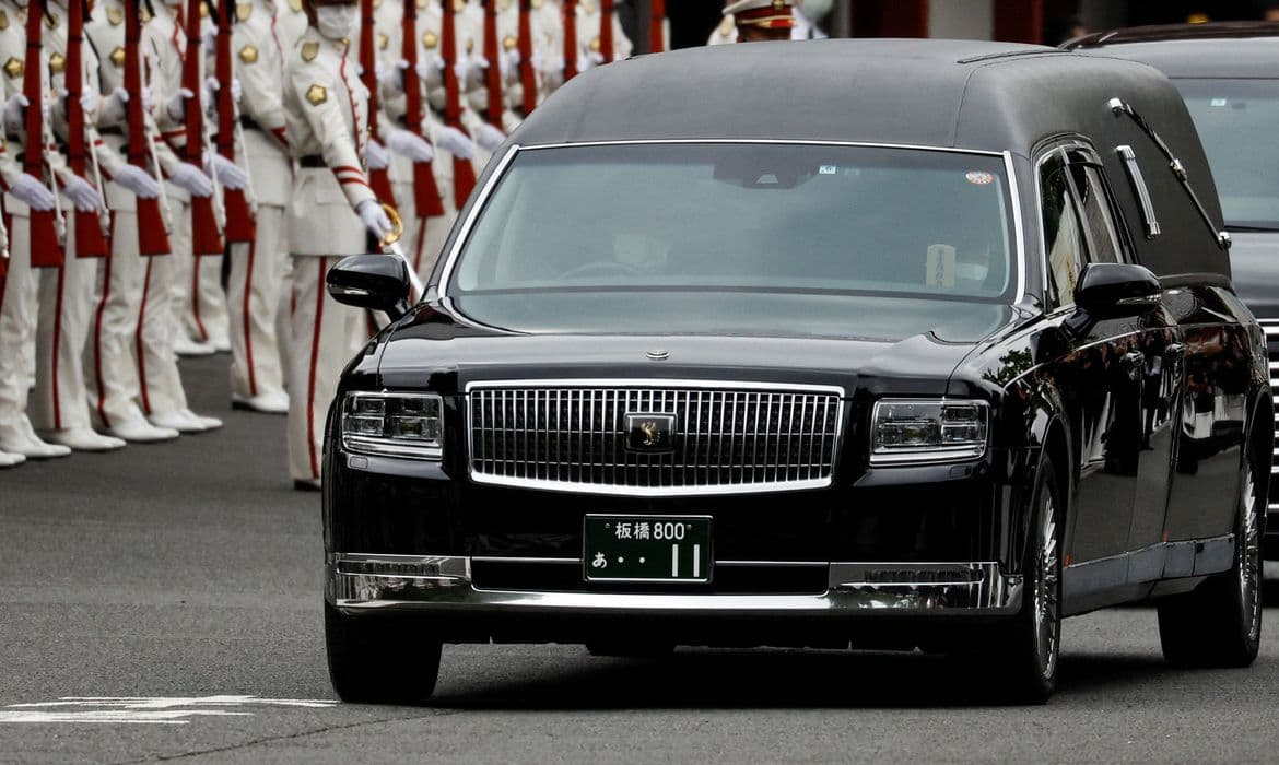 Japão: ex-premiê Shinzo Abe é sepultado em Tóquio