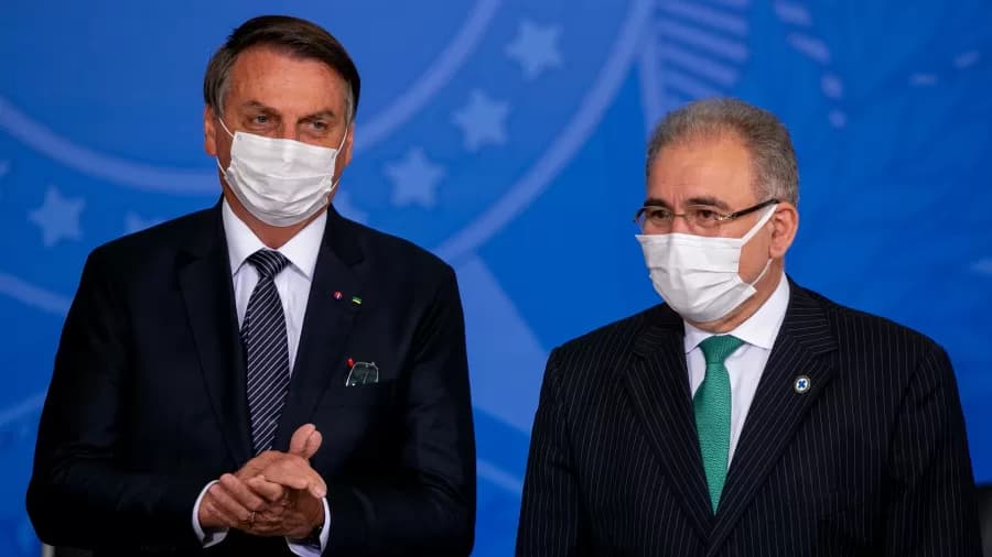 Omar Aziz repudia arquivamento de investigações contra Bolsonaro