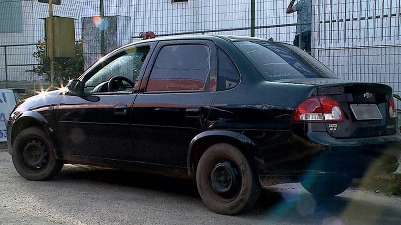 Menino de dois anos morre após ficar trancado no carro da família