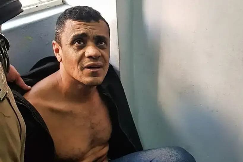 Adélio Bispo, autor da facada em Bolsonaro, passa por exame psiquiátrico que pode colocá-lo em liberdade