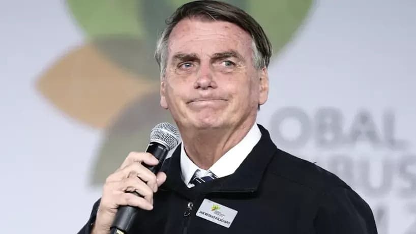 Datafolha: Bolsonaro cai dois pontos percentuais no índice de rejeição